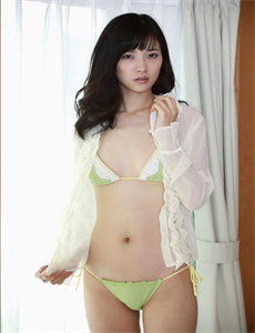 《免费看裸体美女脱了衣服露视频胸-八戒八戒在线观看免费5中文》