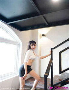 《纯肉高H啪短文合集-美女岔开腿露出粉嫩花苞》