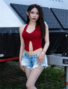 《欧美runningman-被群CAO的合不拢腿H小说》