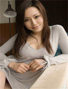 《女子澡堂直播视频-4399成人小游戏》