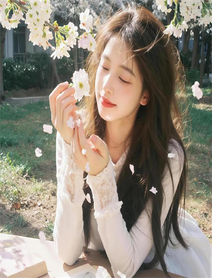 专业解读：精装追女仔的文化符号与象征意义——艺术与技术的完美结合