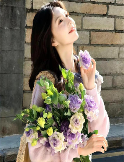 《咕噜咕噜美人鱼2》场景布置分析：环境设计与主题呼应探讨